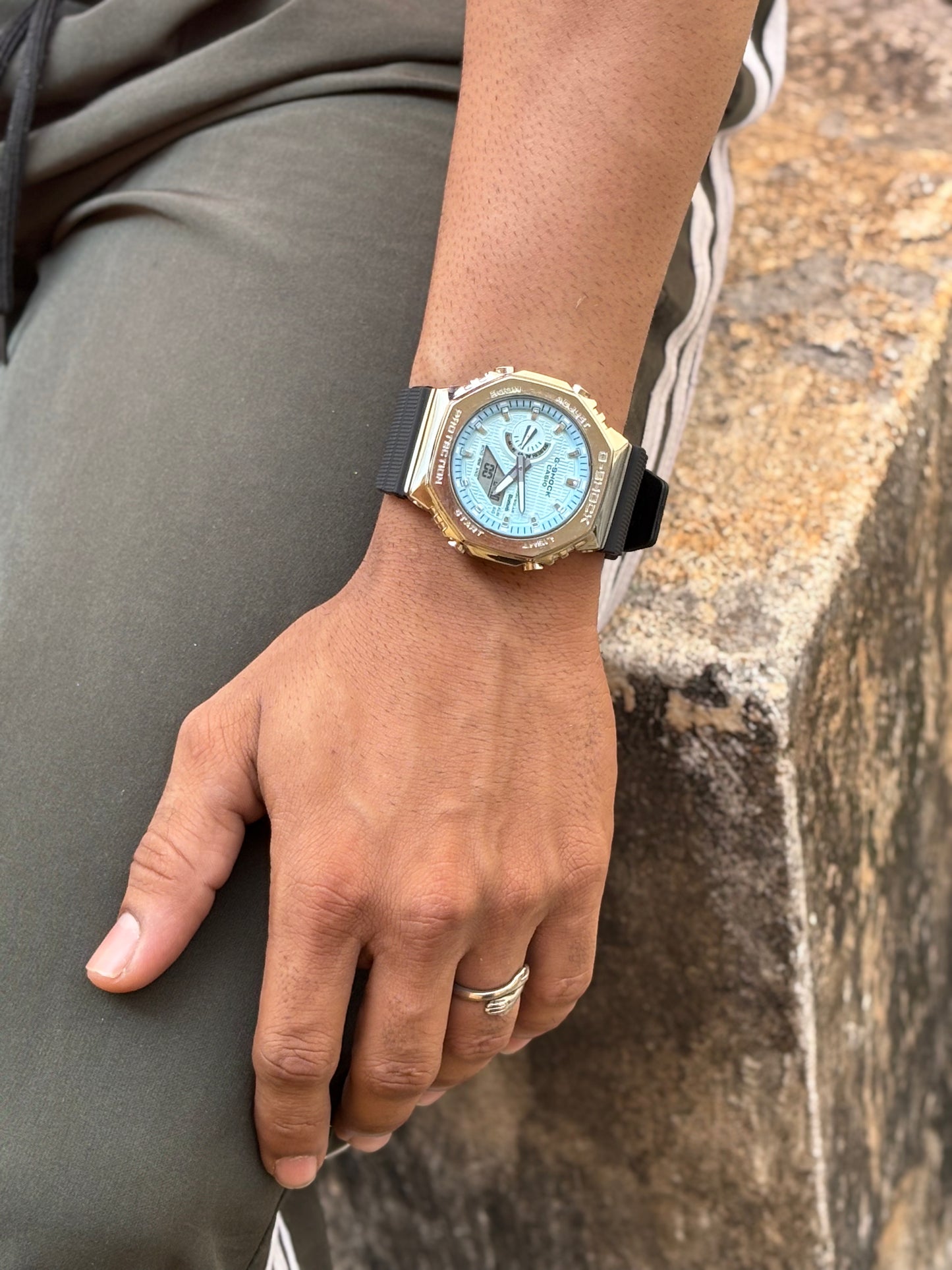 G-CASIO ANALOG WATCH ( Metal bezel , green , blue dial )